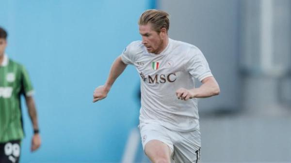 DEBUT DE BRUYNE - Kevin De Bruyne mencetak gol debut bersama Napoli dalam pertandingan pekan perdana Liga Italia melawan Sassuolo, pada Minggu (24/8/2025) dini hari WIB.