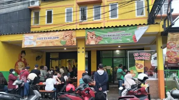 Es Oyen Macan Pasar Lama Tangerang