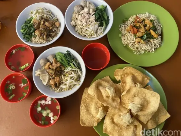 Mie Bejo's: Bakmi Ayam Viral Mirip Racikan Resto Terkenal