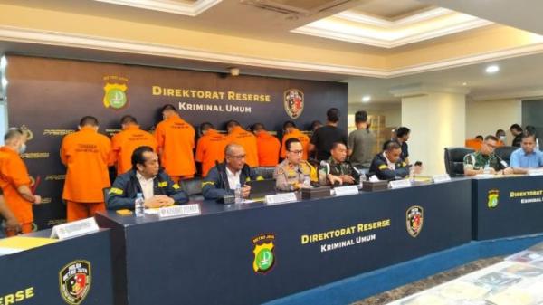PELAKU PENCULIKAN - Jumpa pers terkait penculik yang mengakibatkan meninggal dunia terhadap Kepala Cabang Pembantu sebuah bank BUMN bernama Mohamad Ilham Pradipta (37), Selasa (16/9/2025).