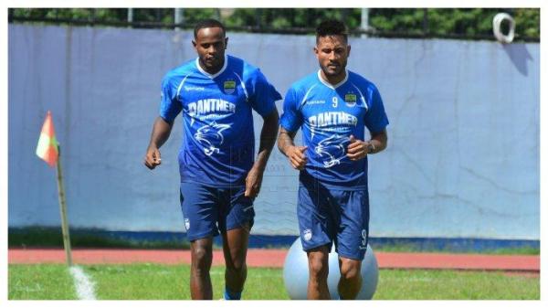 Joel Vinicius (kiri) ketika mengikuti trial di Persib Bandung pada tahun 2020 silam.
