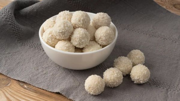 Coconut Almond Laddoo