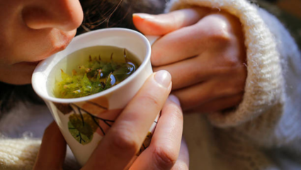 Drink green tea 