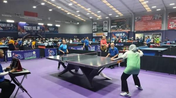 MENANG: Cabang olahraga Tenis Meja resmi berlaga di Pekan Olahraga Nasional (Pornas) Korpri XVII yang digelar di Palembang, Sumatera Selatan (Sumsel). ‎Hingga saat ini, Sulut telah mencatatkan dua kemenangan awal, yakni di nomor perseorangan putri dan ganda putri, keduanya atas lawan dari Badan Pemeriksa Keuangan (BPK).