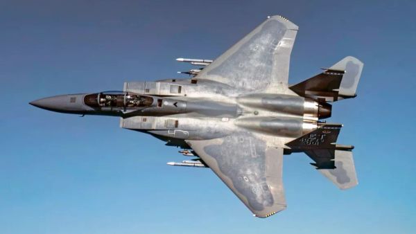 F 15ia jet