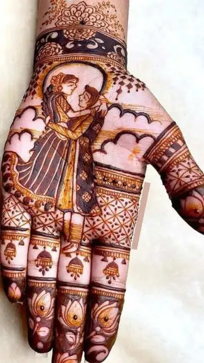 5 unique mehndi designs on Karva Chauth that will make your hands special