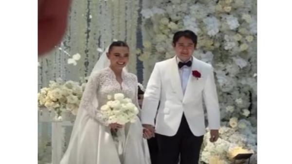 AMANDA MANOPO RESMI MENIKAH - Mengenal sosok Kenny Austin resmi menikahi Amanda Manopo di hotel The Langham Jakarta hari ini, Jumat, (10/10/2025).