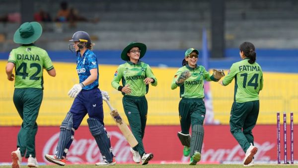 ICC Women's World Cup: Pakistan lost its chance to create history due to the forces of nature. ICC Women's World Cup: Pakistan lost its chance to create history due to the forces of nature.