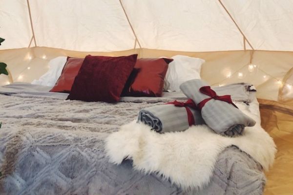 Ilustrasi glamping Foto: Changi airport