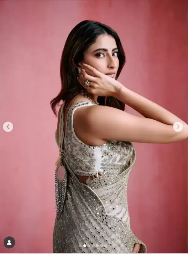 Palak Tiwari's stunning look in Diwali party: Become the most beautiful firecracker