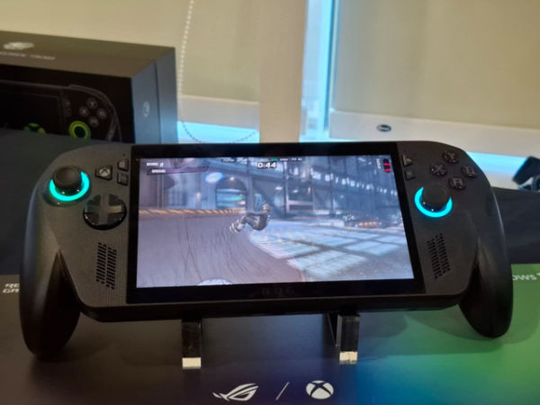 Asus ROG Xbox Ally Series. Foto: Muhamad Ardiyansyah/kumparan