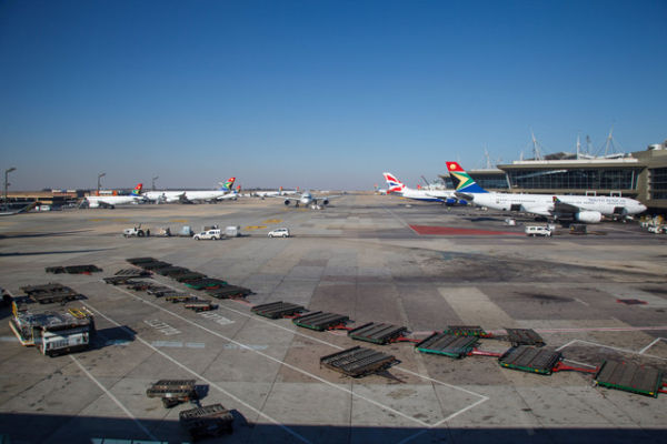O.R. Tambo International Airport di Johannesburg, Afrika Selatan. Foto: ALEXANDRE F FAGUNDES/Shutterstock