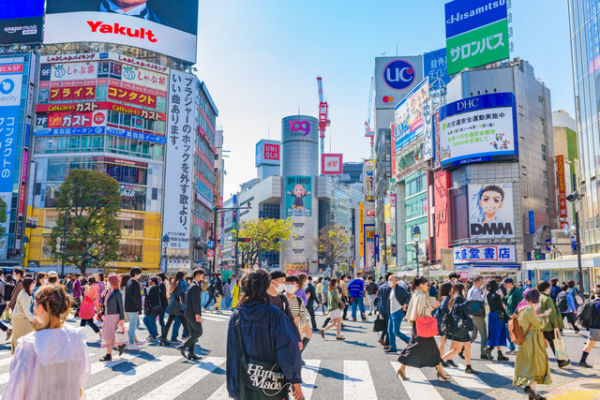 Ilustrasi turis di Jepang. Foto: Shutterstock
