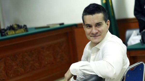 Artis Steve Emmanuel saat menjalani persidangan dengan agenda saksi di Pengadilan Negeti Jakarta Barat, Senin, (10/6). Foto: Ronny/kumparan