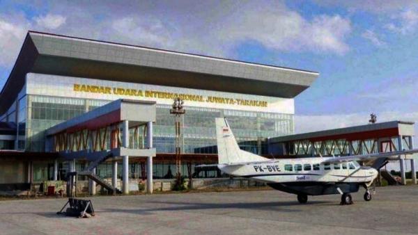 Juwata International Airport-Gambar Banda Udara Internasional Juwata  sebagai jasa transportasi yang terkenal di Tarakan ,Kalimantan Utrara,diakses pada wisatalombok.co.id,Sabtu (18/10/25).Lima daerah dengan UMK Tertinggi di Kalimantan Utara 2025.