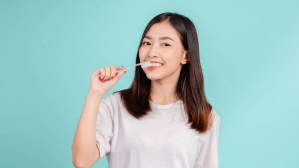 Ilustrasi Kenapa Gigi Bisa Tampak Kuning? Foto: MMD Made my dreams/Shutterstock