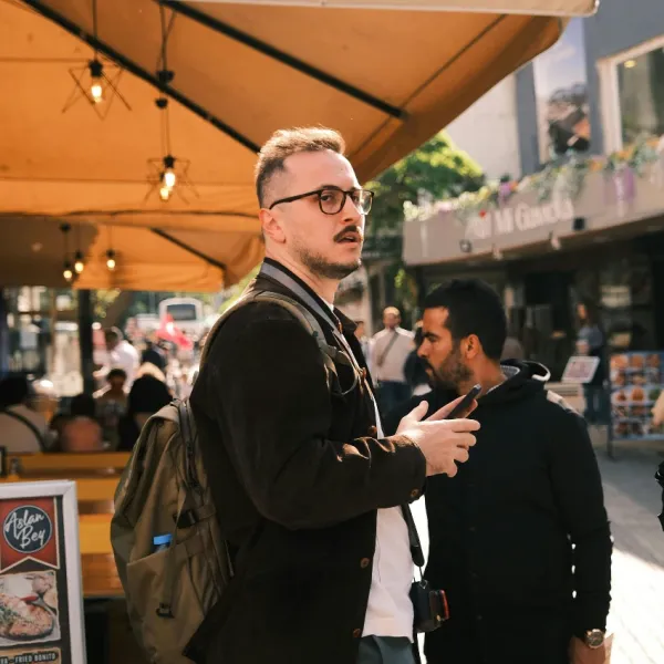 man unaware his surroundings harmless things people judge 