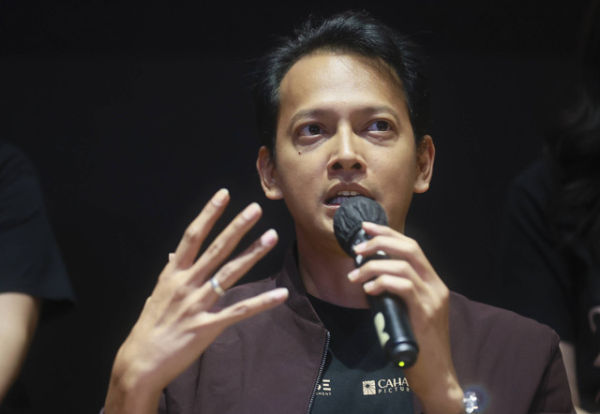 Artis Fedi Nuril saat konferensi pers trailer film 1 Imam 2 Makmum di CGV, FX Sudirman, Jakarta, Selasa (26/11/2024). Foto: Agus Apriyanto