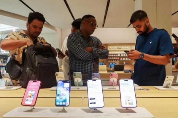 Make in India booster: iPhone exports hit record about $10 billion in April-Sep