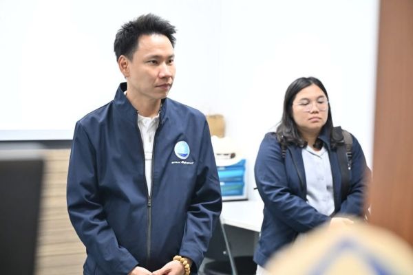 “อรรถกร” ตรวจเยี่ยมศูนย์ช่วยเหลือ-ตำรวจท่องเที่ยวภูเก็ต สร้างความมั่นใจแก่นักท่องเที่ยว