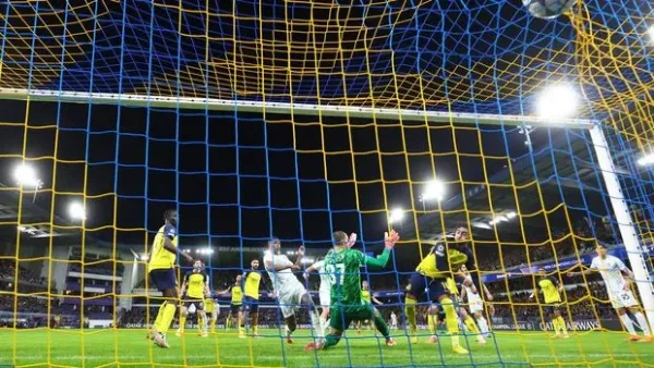 Soccer Football - UEFA Champions League - Union Saint-Gilloise v Inter Milan - Lotto Park, Brussels, Belgium - October 21, 2025 Inter Milan's Lautaro Martinez scores their second goal REUTERS/Yves Herman