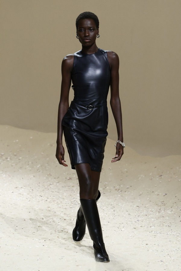 Koleksi Hermes Women Ready-to-wear Fall/Summer 2026. Foto: AFP
