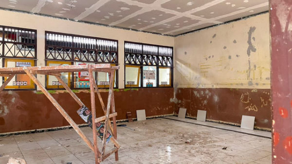 Suasana SD Negeri Jatipadang 05 Pagi, Jakarta Selatan, yang tengah direvitalisasi, Rabu (29/10/2025). Foto: Nasywa Athifah/kumparan