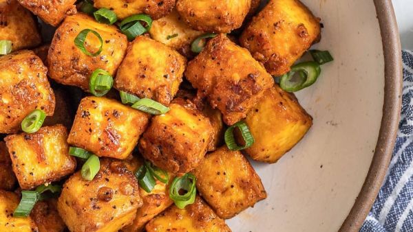 (Image Source: Pinterest/simplyceecee)