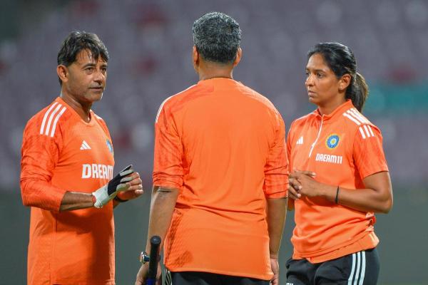 FILE PHOTO: Fielding Coach Munish Bali was the assistant coach with the 2008 World Cup-winning India U-19 team and the Indian women’s cricket team in 2011 and 2012.