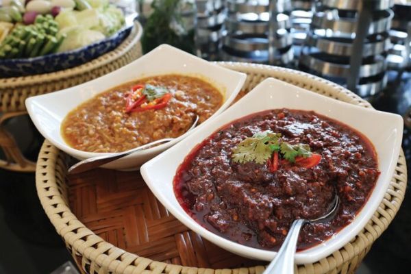 สวรรค์ในครัว - บุฟเฟต์อร่อยคุ้ม‘แมนดาริน’ น้ำพริก-แกงคั่วโบราณรสจัด