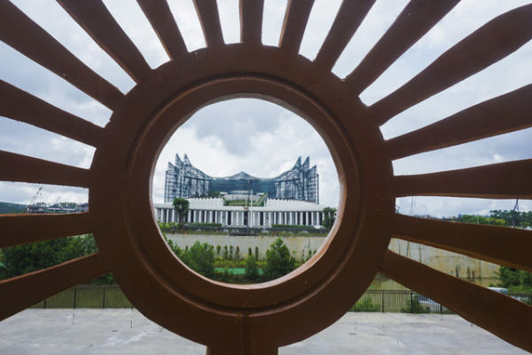 Suasana di Kawasan Inti Pusat Pemerintahan (KIPP) di Ibu Kota Nusantara (IKN), Penajam Paser Utara, Kalimantan Timur, Kamis (13/2/2025). Foto: Aditya Nugroho/ANTARA FOTO