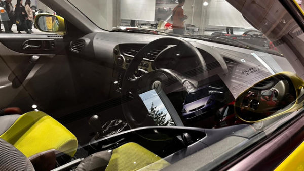 Mobil hybrid pertama Honda Insight. Foto: Aditya Pratama Niagara/kumparan