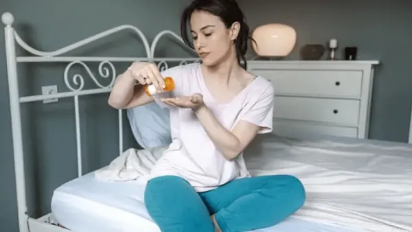 Teenagers are taking weight loss pills