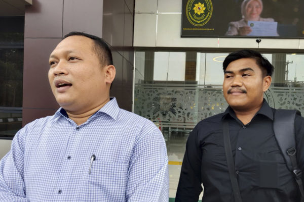 Kuasa hukum Neni Nuraeni, Syarif Hidayat (kiri). Foto: Dok. kumparan
