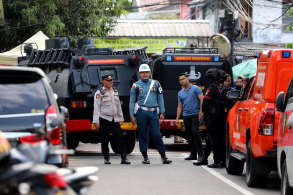 Suasana di lokasi ledakan yang terjadi di SMAN 72 Jakarta, Kelapa Gading, Jakarta, Jumat (7/11/2025). Foto: Iqbal Firdaus/kumparan