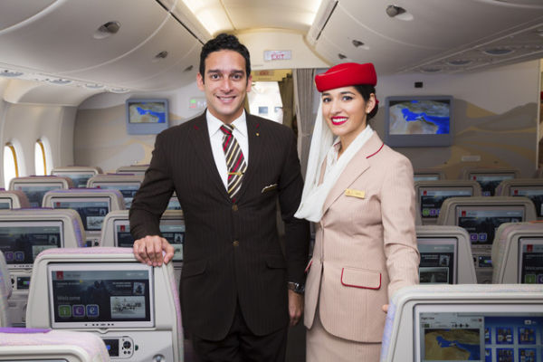 Ilustrasi awak kabin Emirates. Foto: Shutterstock