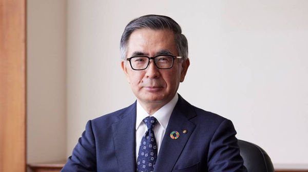 Putra almarhum Osamu Suzuki sekaligus Presiden & CEO Suzuki Motor Corporation, Toshihiro Suzuki. Foto: Suzuki