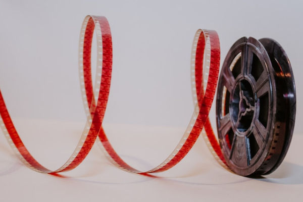 Ilustrasi Film, Foto:Unsplash/Denise Jans