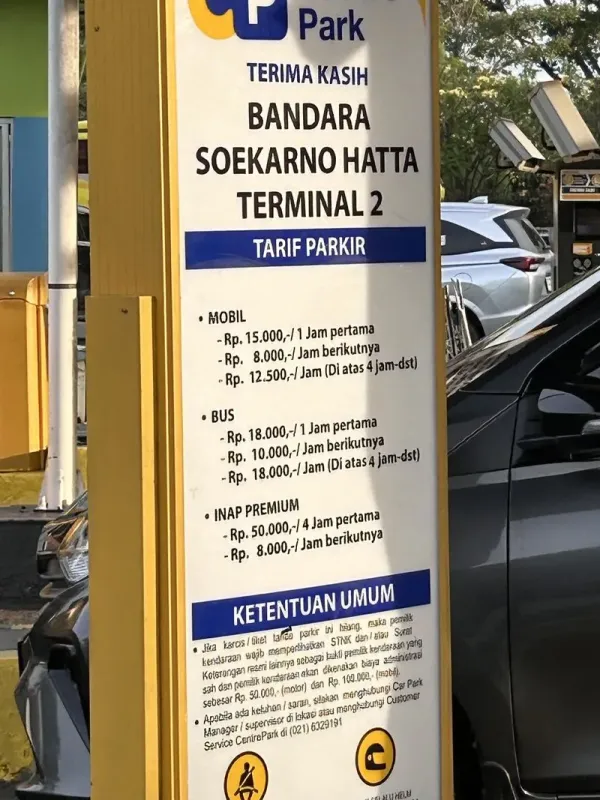 Tarif Parkir Terminal 2 Bandara Soekarno-Hatta terbaru per November 2025