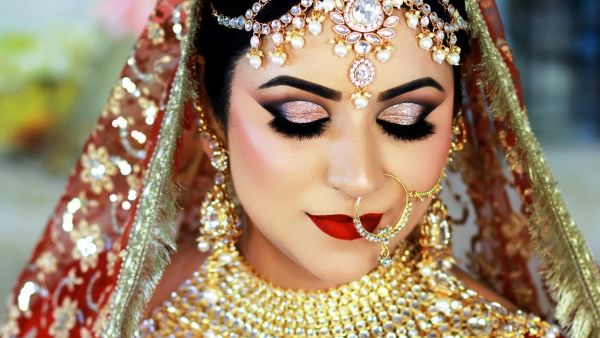 Indian bridal makeup: tradition meets modern style