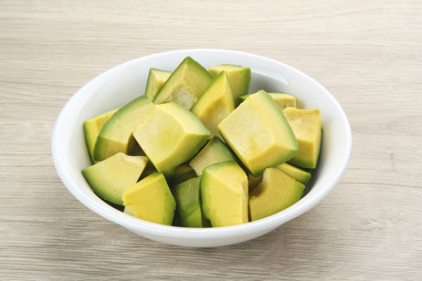 Ilustrasi Alpukat. Foto: Shutterstock