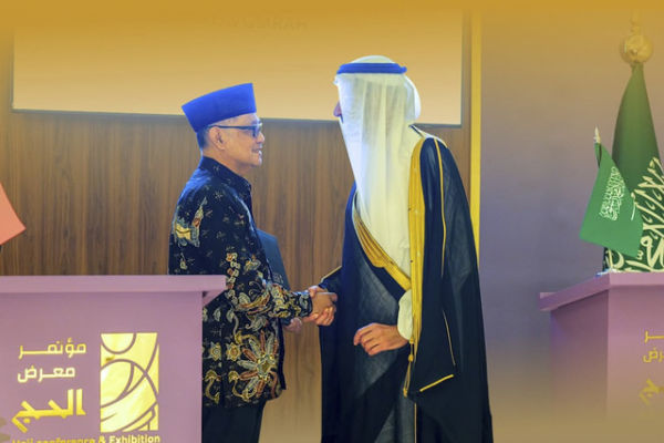 Menteri Haji dan Umrah RI Moch Irfan Yusuf dan Menteri Haji dan Umrah Kerajaan Arab Saudi Dr. Tawfiq bin Fawzan Al-Rabiah kembali menggelar pertemuan penting untuk mematangkan persiapan penyelenggaraan ibadah haji tahun 1447H / 2026M. Foto: Instagram/ @kantorurusanhaji 