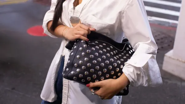 7 Major Bag Trends Stylish Women Are Wearing for Fall 2025 | glamor