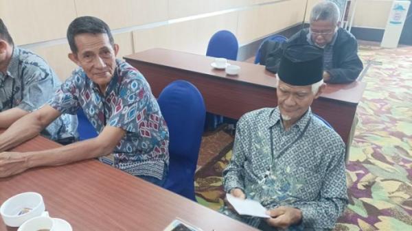 PENUTUR BAHASA - Abdul Kohar. Penutur bahasa ponosakan Mitra yang tersisa.