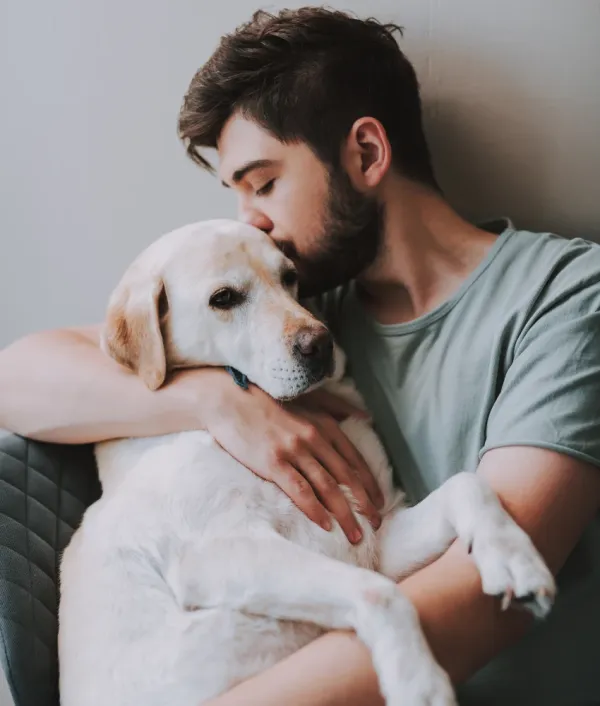 Pet psychic reveals signs your deceased pet is visiting you smell their scent