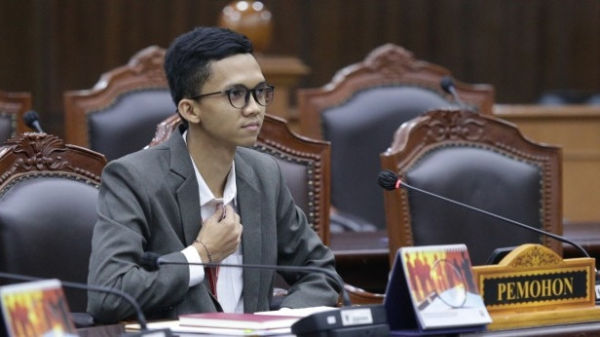 Pemohon saat Sidang Pemeriksaan Pendahuluan Perkara Nomor 212/PUU-XXIII/2025 Pengujian Materiil Undang-Undang Nomor 1 Tahun 1974 tentang Perkawinan di Mahkamah Konstitusi, Jakarta, Rabu (12/11/2025). Foto: Mahkamah Konstusi RI