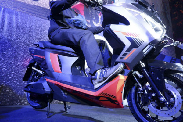  Motor listrik Polytron Fox 350. Foto: Aditya Pratama Niagara/kumparan