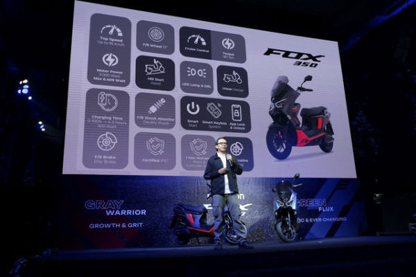 Peluncuran motor listrik baru Polytron 350 di Jakarta, Rabu (19/11/2025). Foto: Aditya Pratama Niagara/kumparan