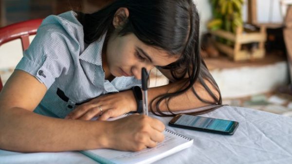 Ilustrasi belajar. Foto: Plan International