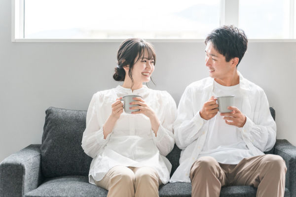 Ilustrasi Pasangan yang Berencana Menikah. Foto: buritora/Shutterstock